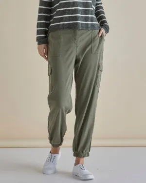 Betty Basics Lacey Lyocell Cargo Jogger - Khaki