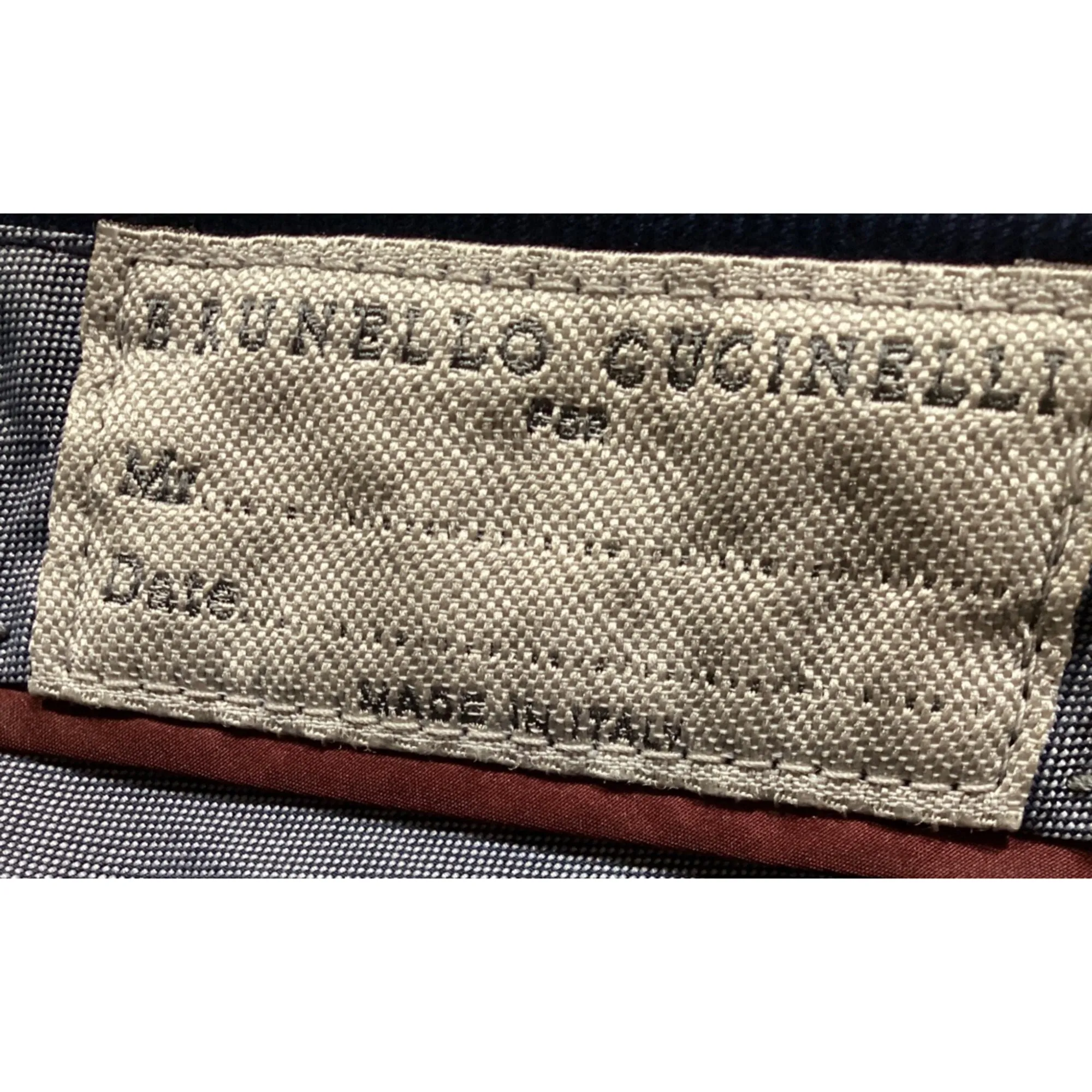 Brunello Cucinelli Pants in Navy Blue Corduroy