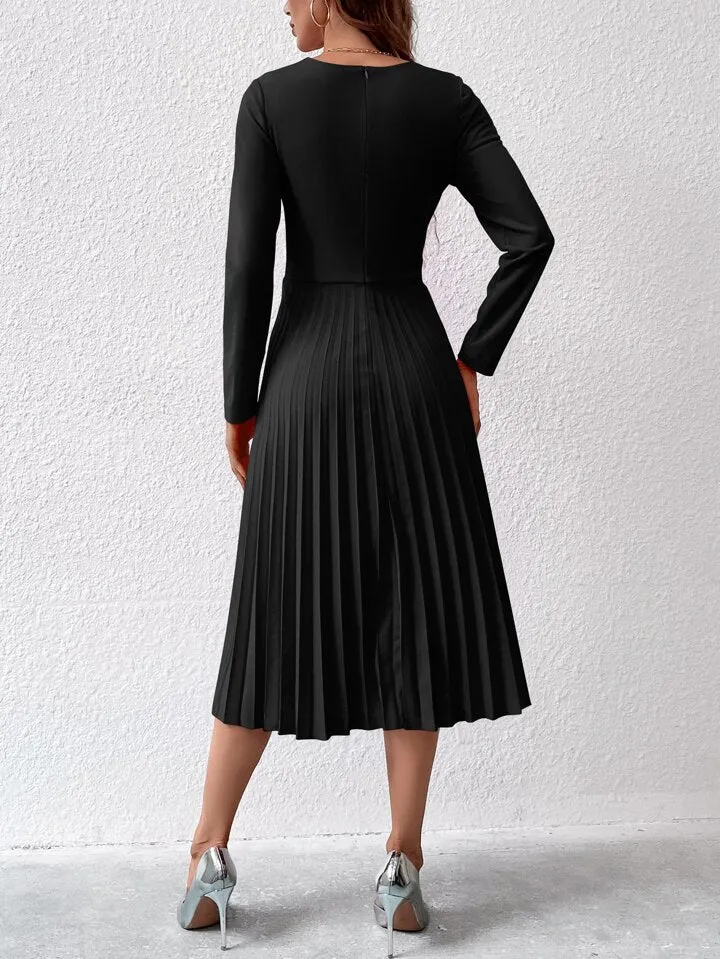 CM-DS747323 Women Elegant Seoul Style Sleeveless Notched Neckline Pleated Hem Dress - Black