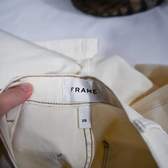 FRAME Denim Cropped Flare Pants in Off White Size 25