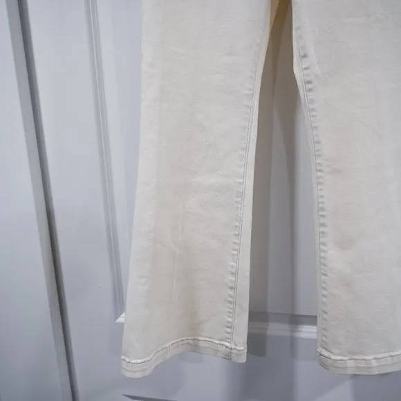 FRAME Denim Cropped Flare Pants in Off White Size 25
