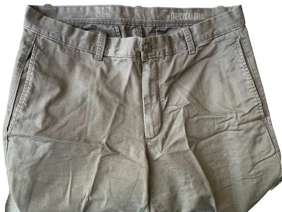 GAP The Original Khaki Pants