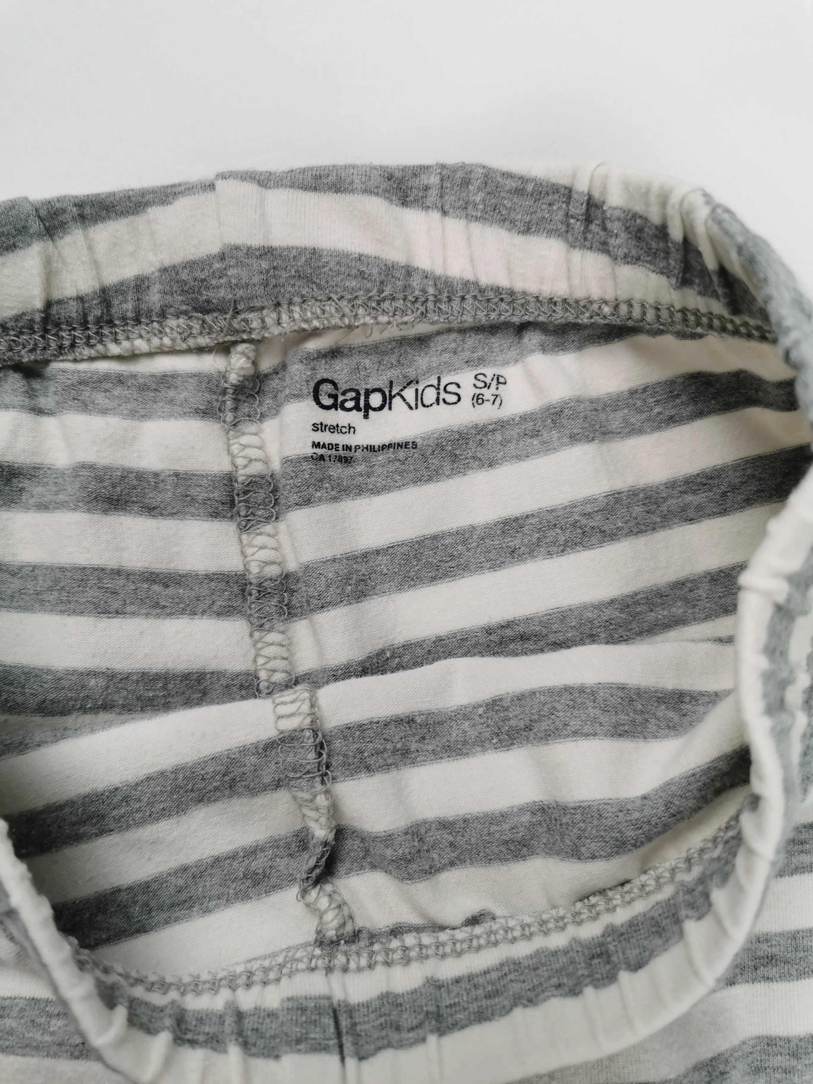 GIRL SIZE 6/7 YEARS - GAP Kids, Stripped Leggings EUC B35