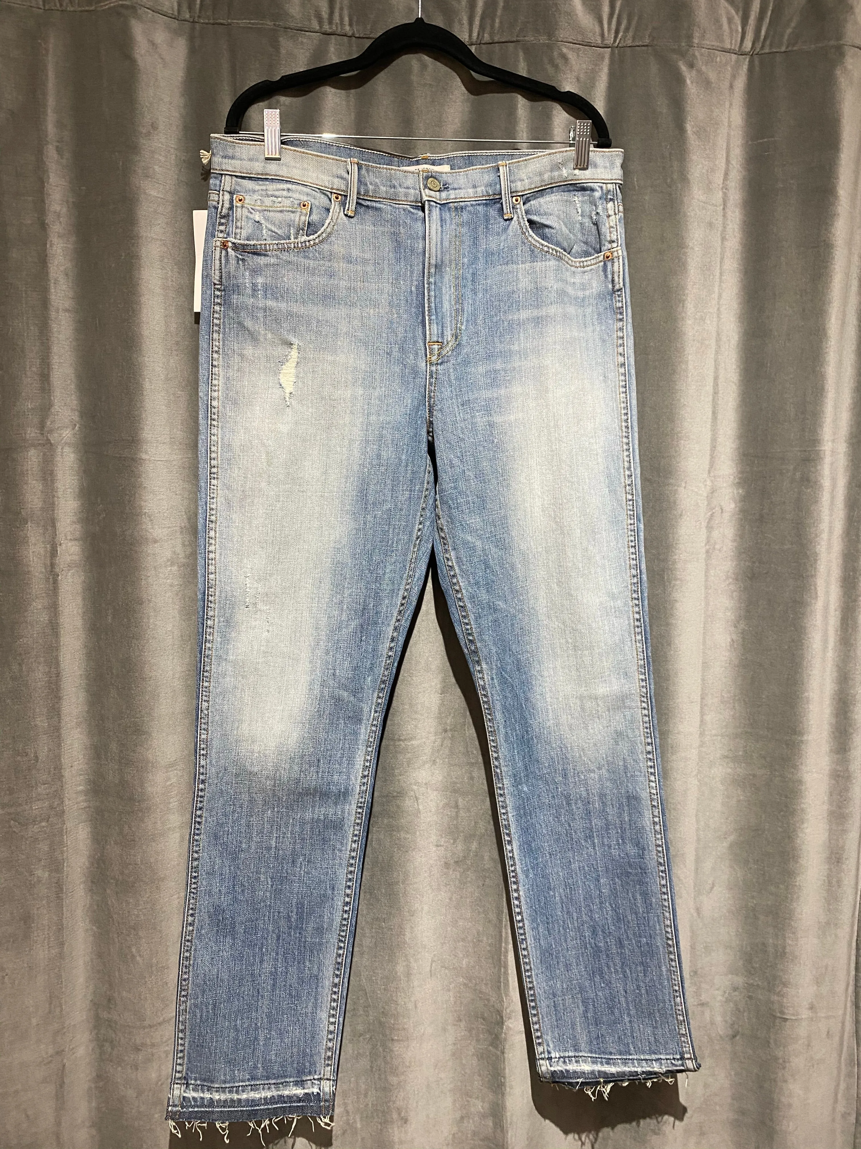 GRLFRND THE NAOMI Straight Crop with a High Waist and a Little Stretch