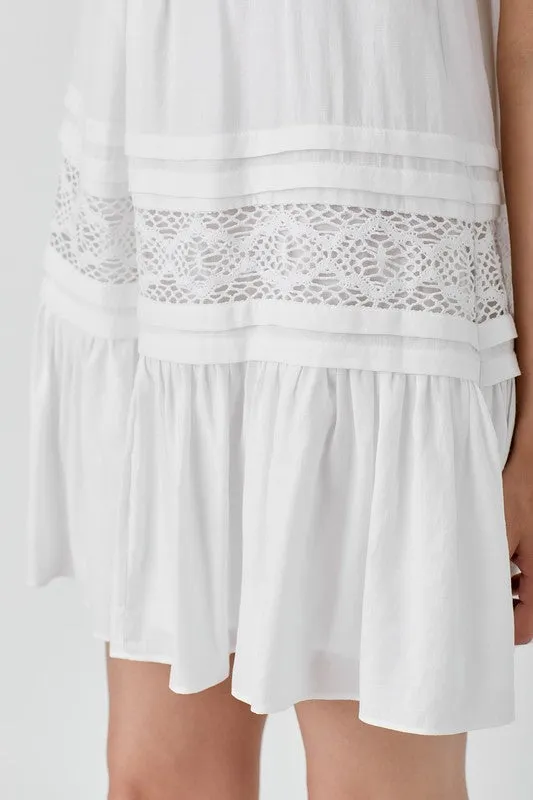 HALTER NECK LACE TRIM DRESS