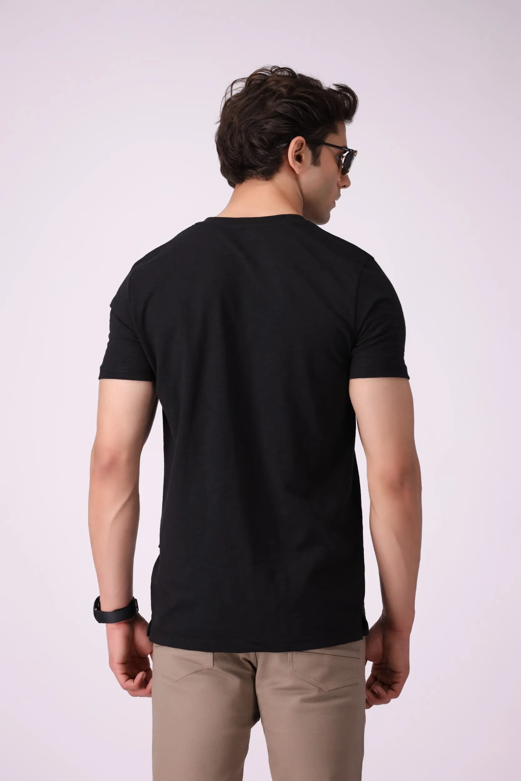 Henly Black T-Shirt