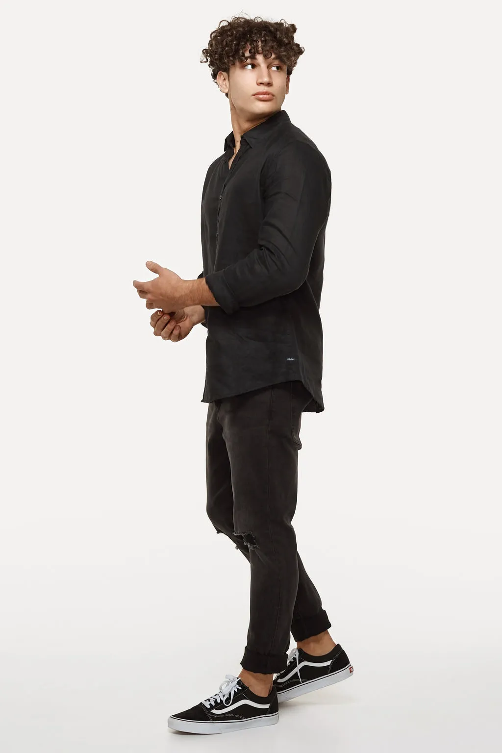 INDUSTRIE, The Tennyson Linen Long Sleeve Shirt, BLACK
