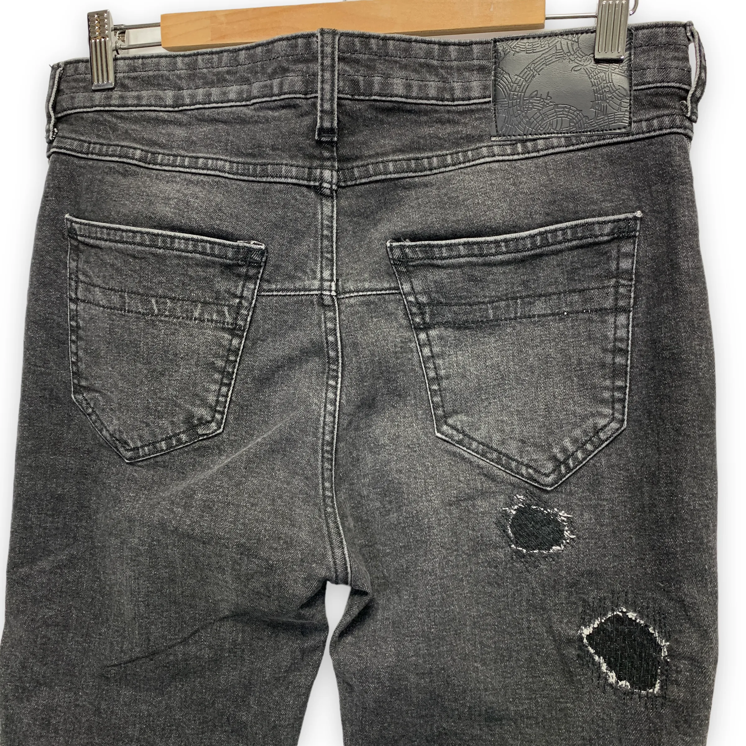 [L] Number Nine Distressed Denim Jeans Black