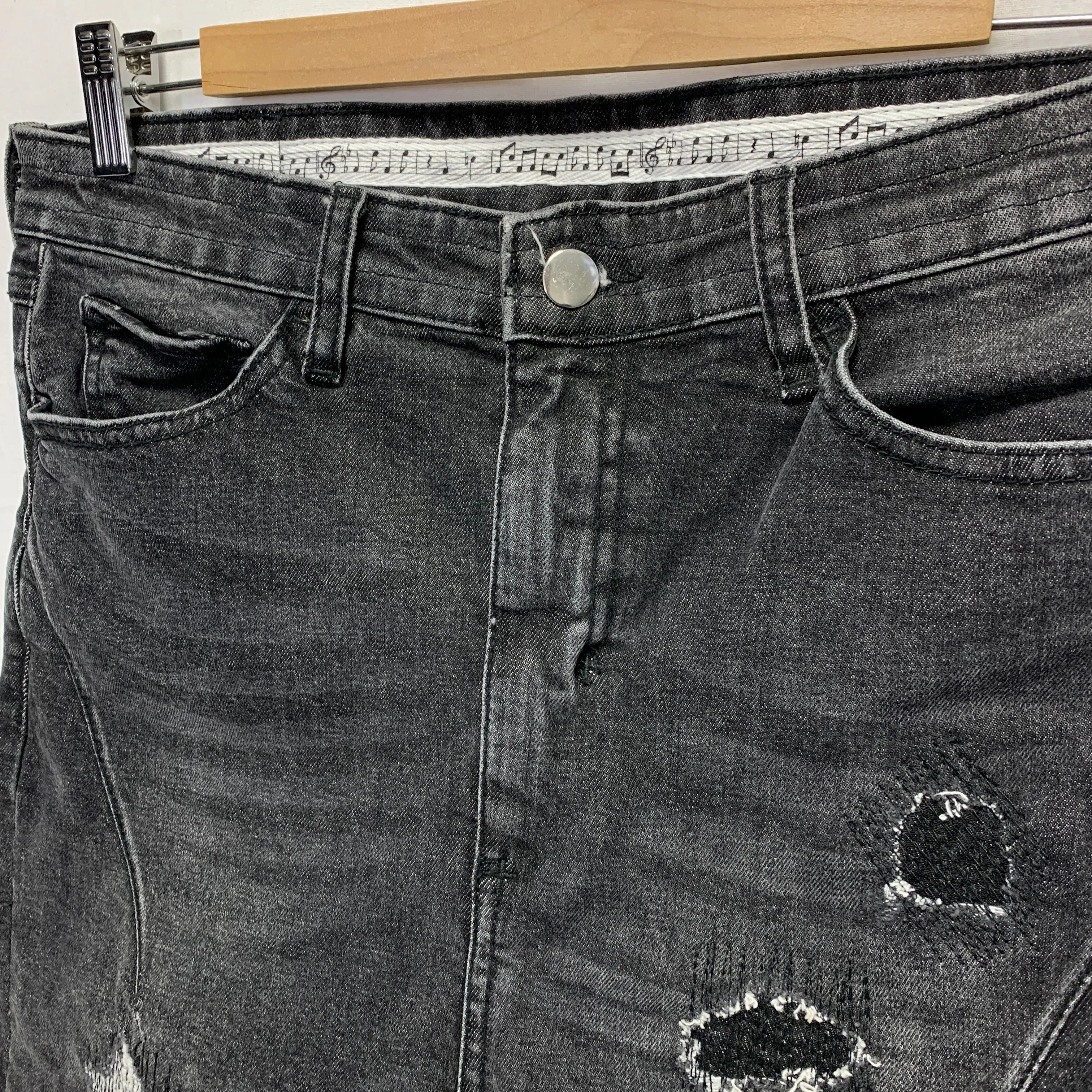 [L] Number Nine Distressed Denim Jeans Black