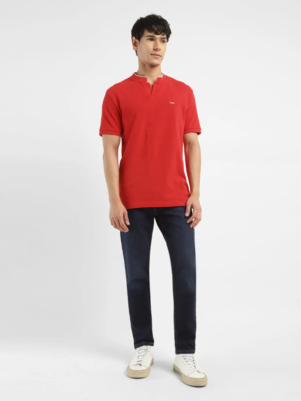 Men's Solid Slim Fit Henley Neck T-Shirt