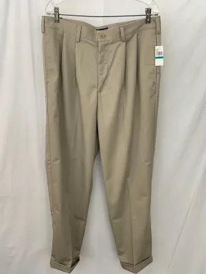 NWT - IZOD khaki Chino Wrinkle Free MetrixFit PLEAT FRONT Classic Pants - 35x32