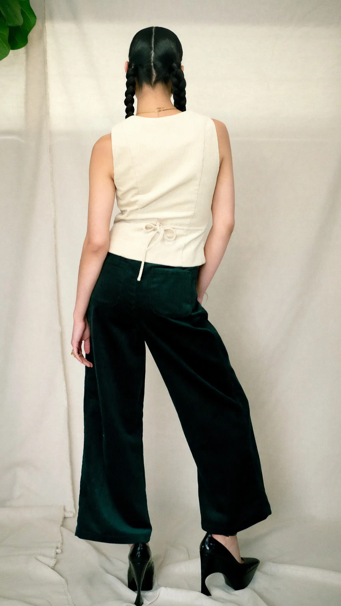 Ollie Pant in Seaweed Corduroy- Size 4 SAMPLE