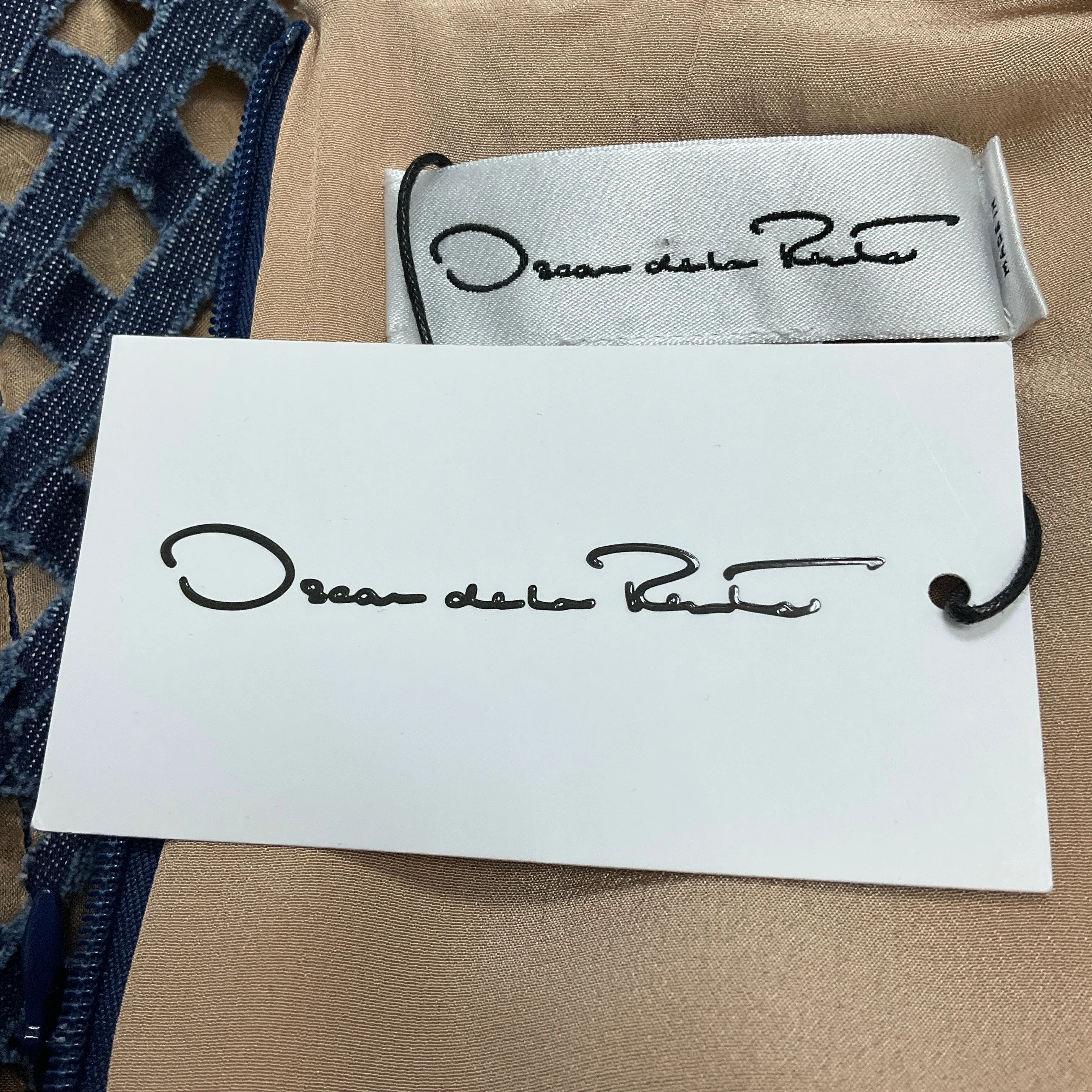 Oscar de la Renta Blue / Beige Lattice Denim Silk-Lined Shift Dress