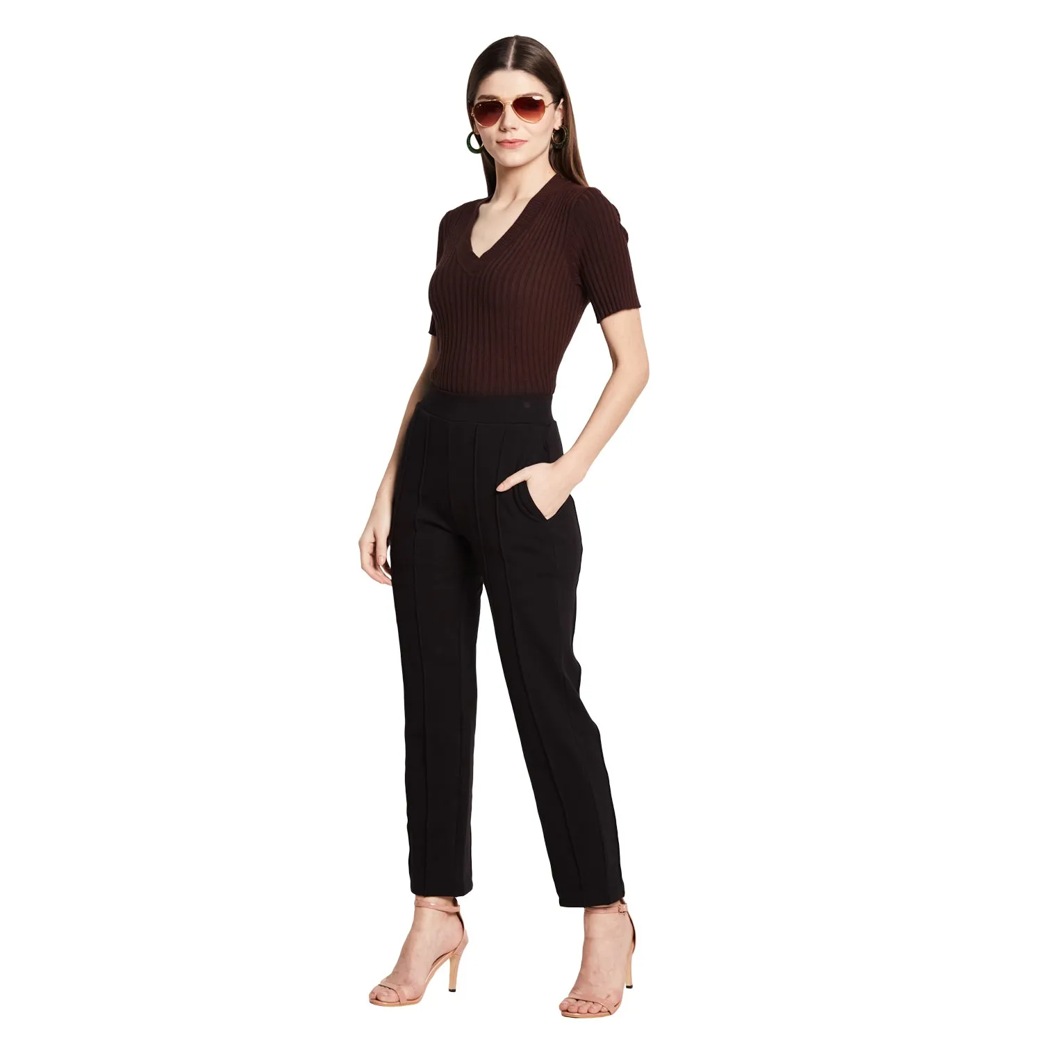 PINTUCK DETAILED PANT