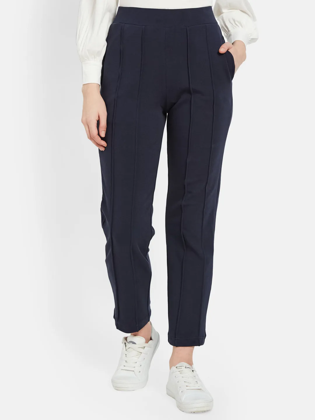 PINTUCK DETAILED PANT