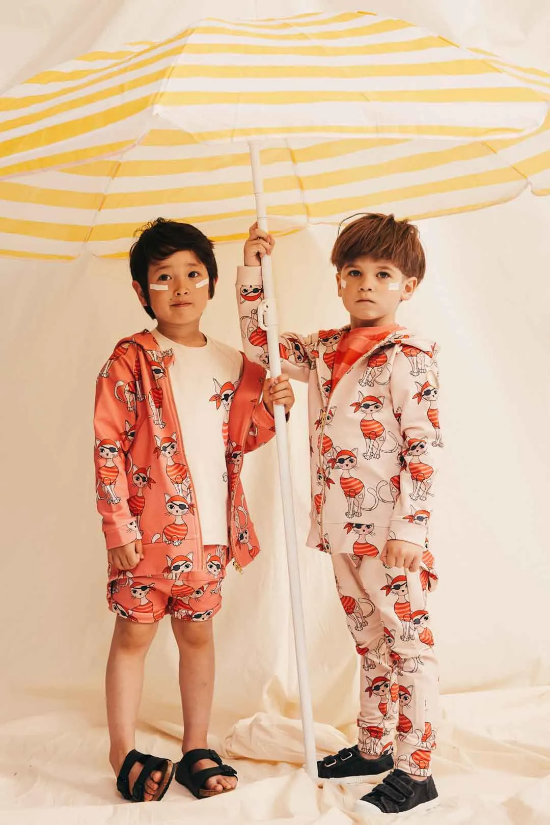 Piracat Light Joggers - LAST ONE 7-8 years