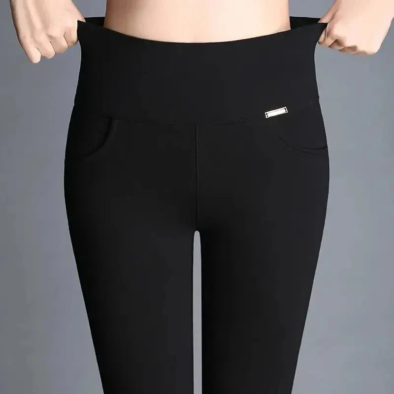 Plush Corduroy Harem Pants for Cozy Autumn Style