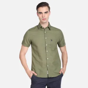 Regular Fit Solid Casual Shirt