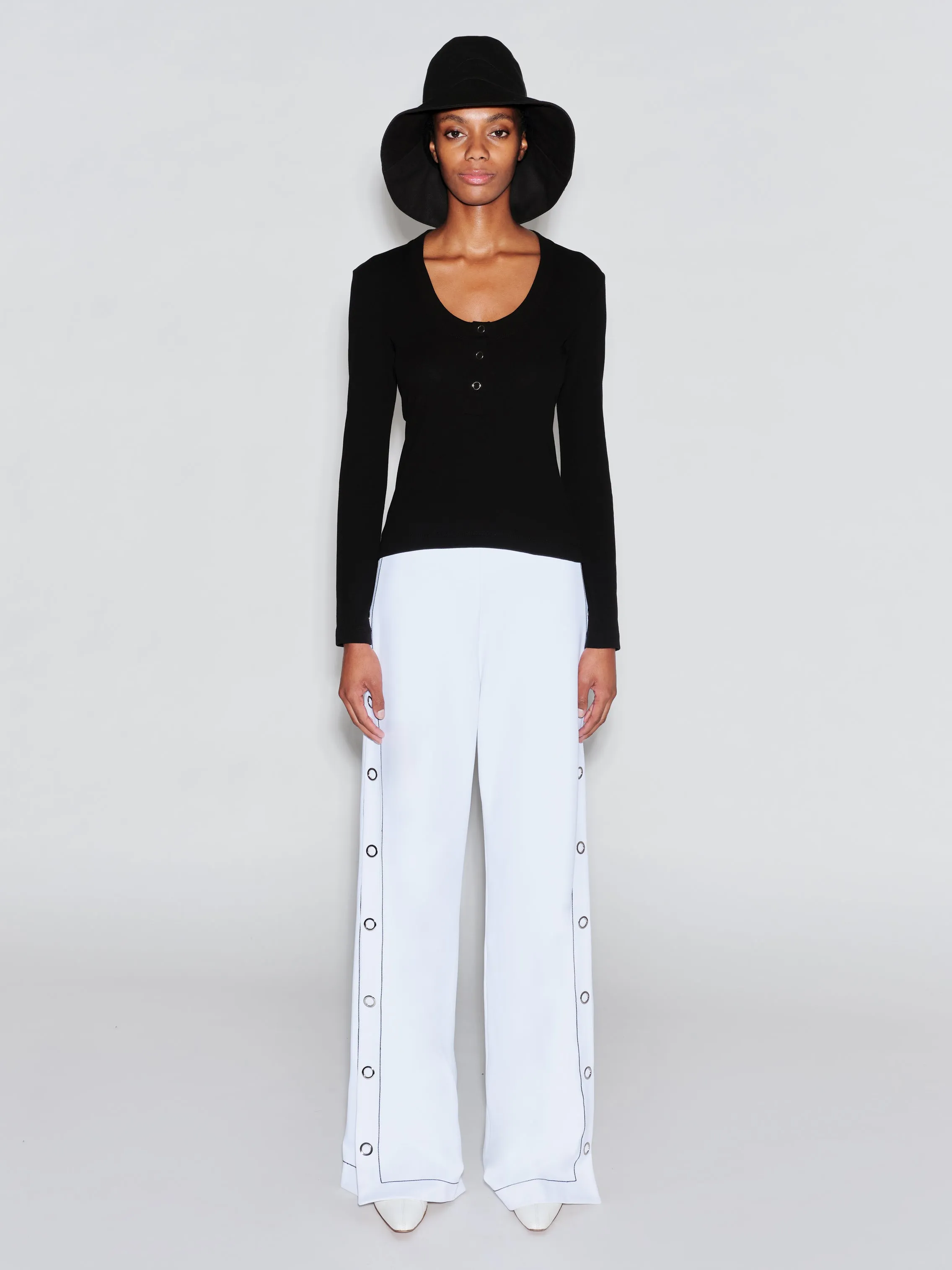 SCOOP NECK HENLEY TOP