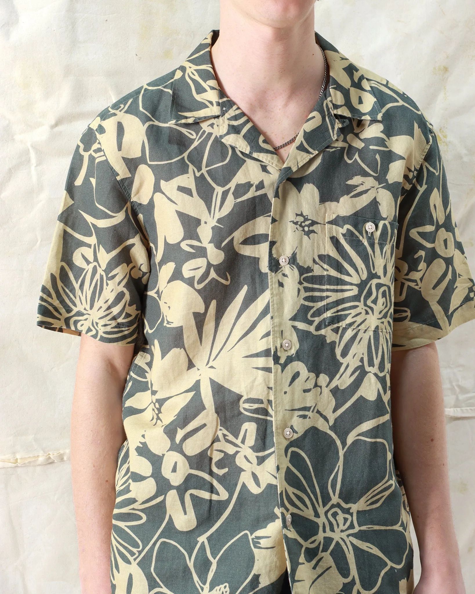 Selleck Shirt - Foliage Charcoal Grey