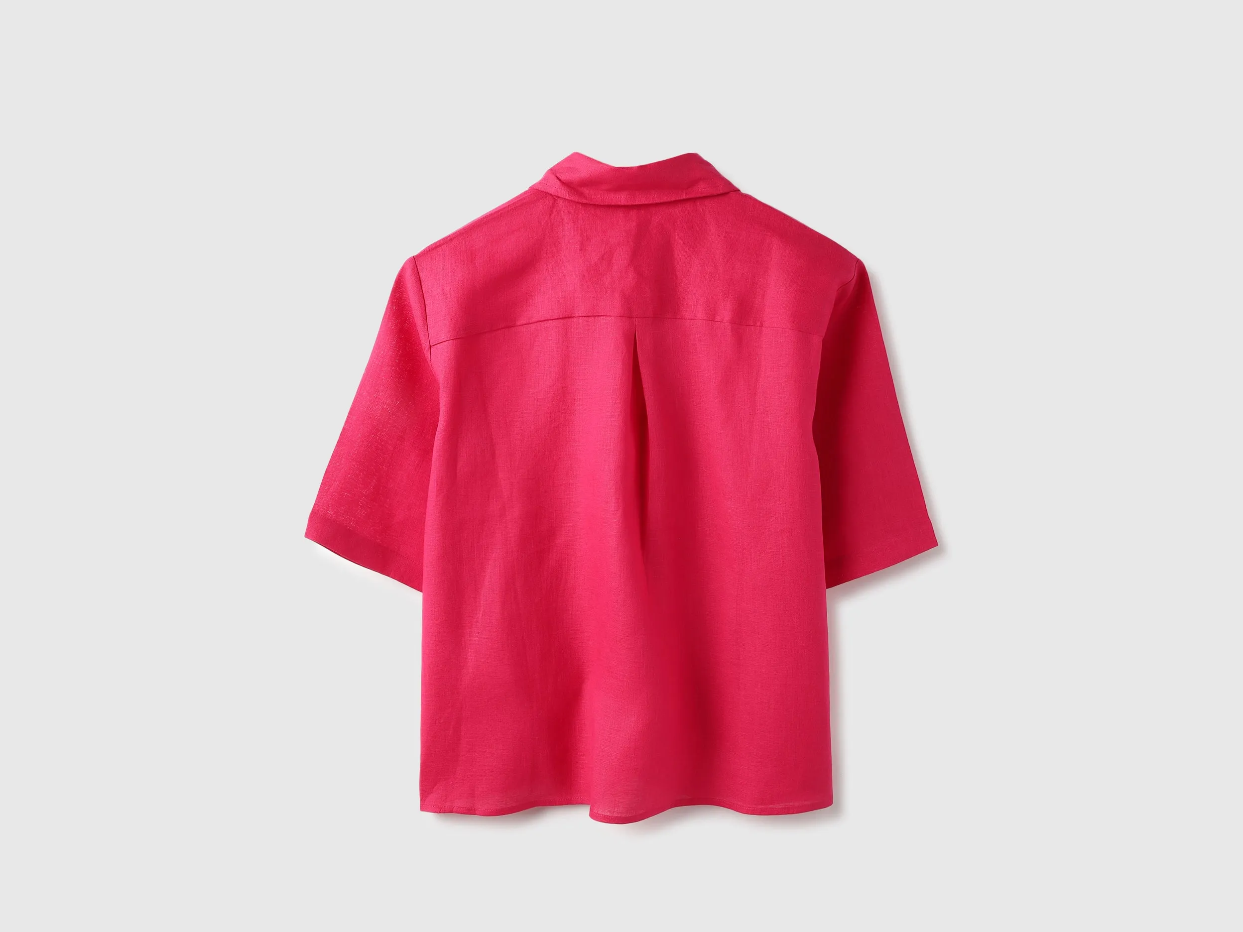 Spread Collar Solid Shirt