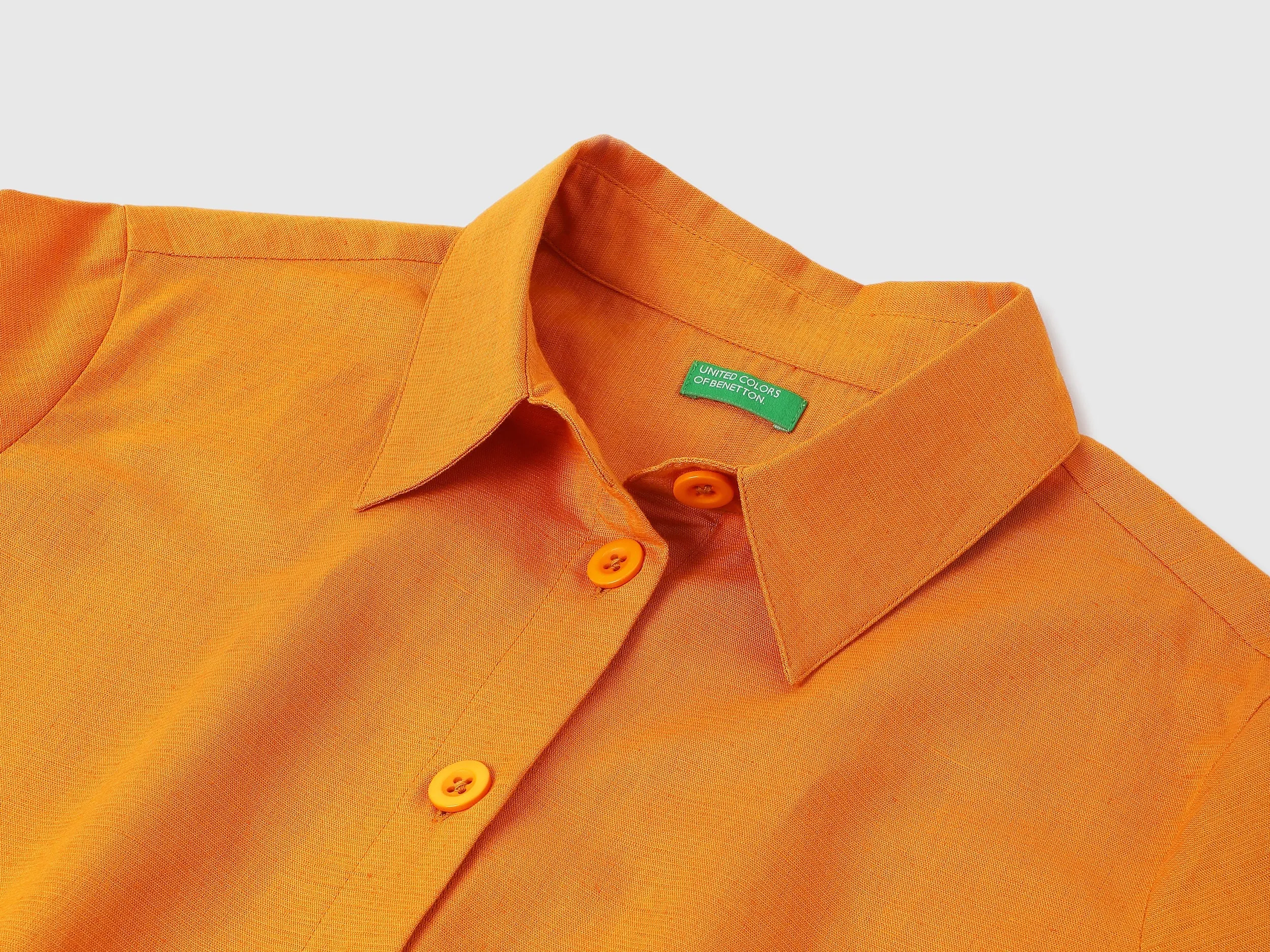 Spread Collar Solid Shirts