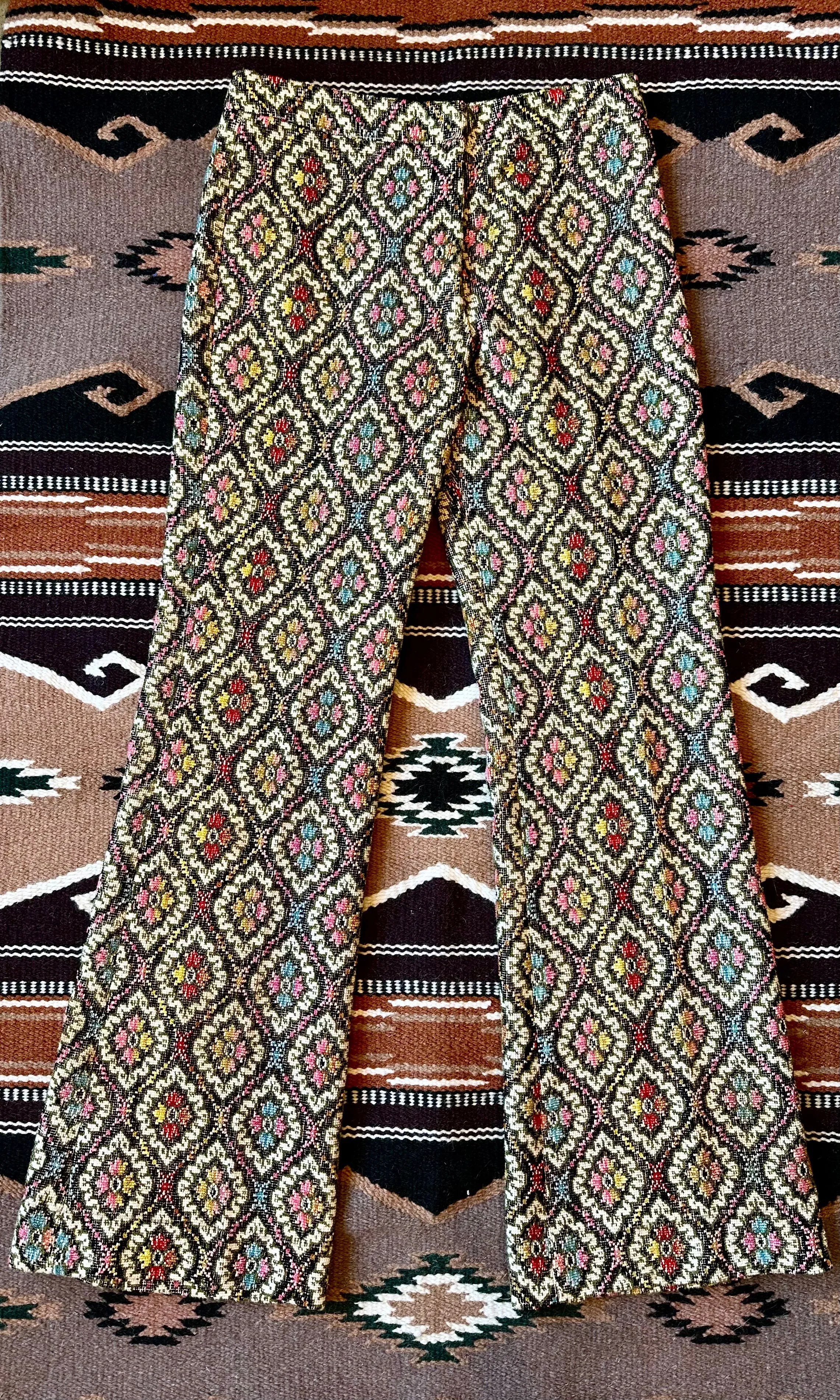 TAPESTRY PANTS Vintage 60s Bell Bottoms • Small