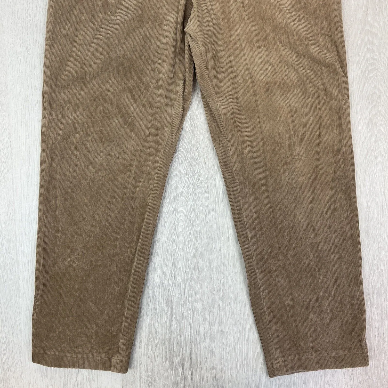 Uniqlo Mens Corduroy Pants Size Large (33-36 Inch Waist)