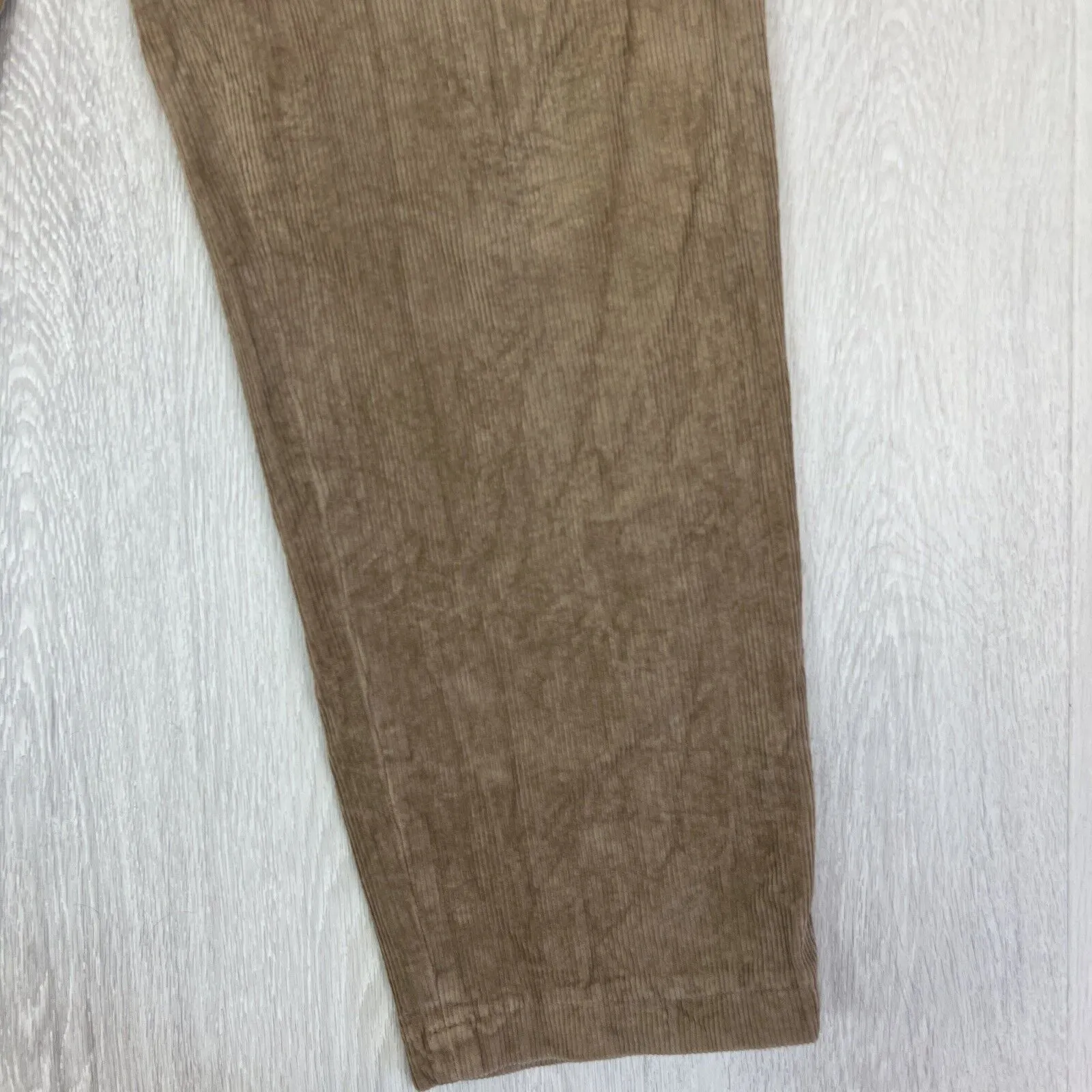 Uniqlo Mens Corduroy Pants Size Large (33-36 Inch Waist)