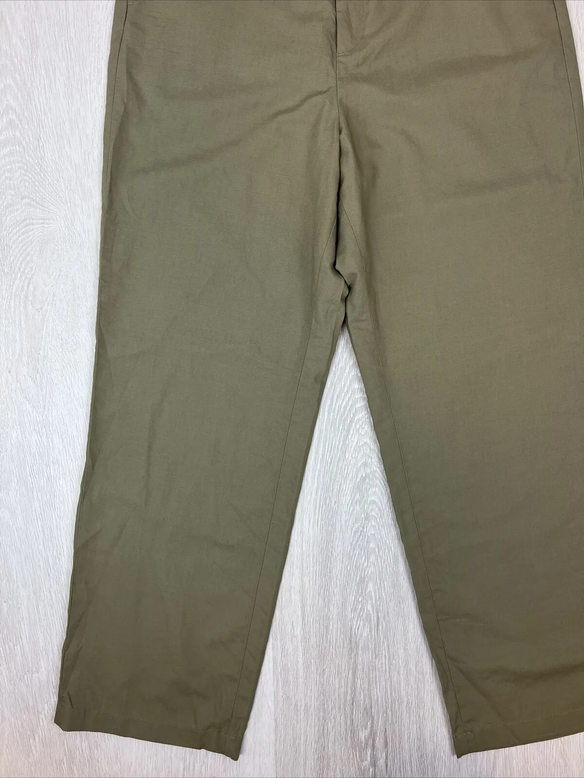 Uniqlo Womens Khaki Relaxed Fit Linen Blend Pants Size Large (NWOT)