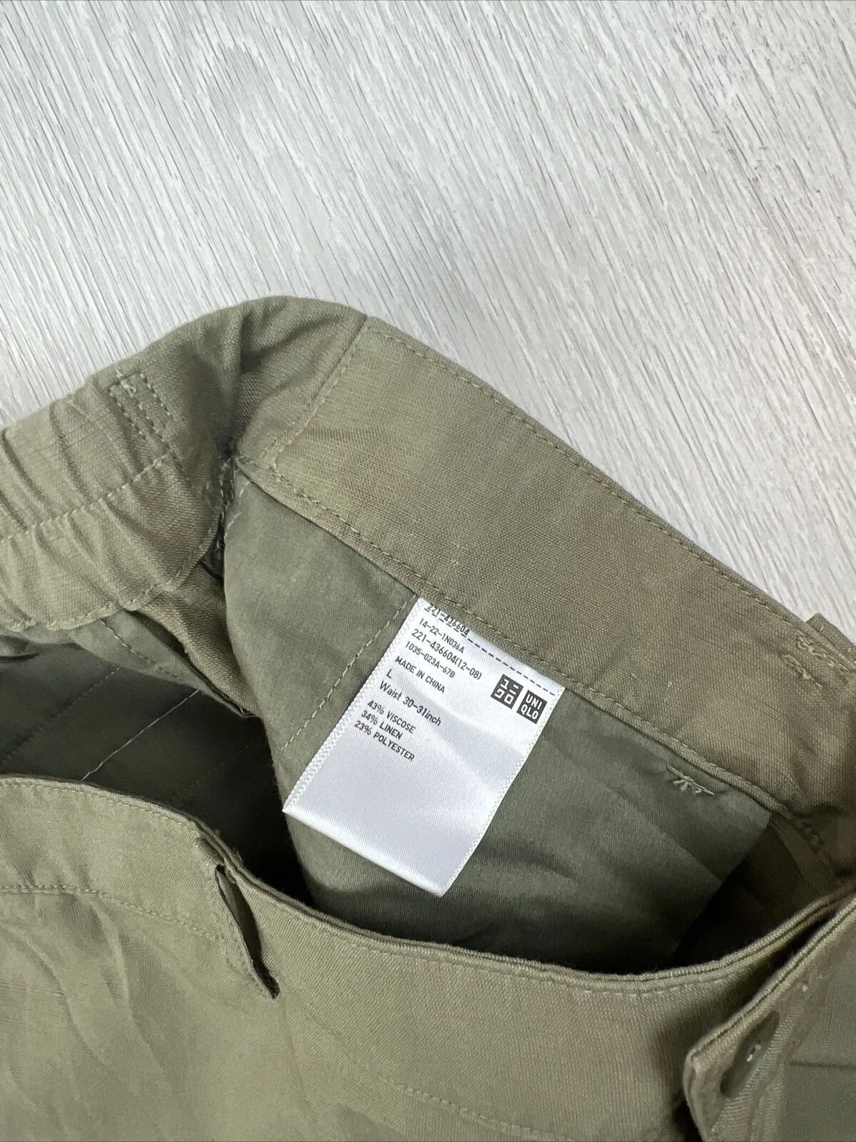 Uniqlo Womens Khaki Relaxed Fit Linen Blend Pants Size Large (NWOT)