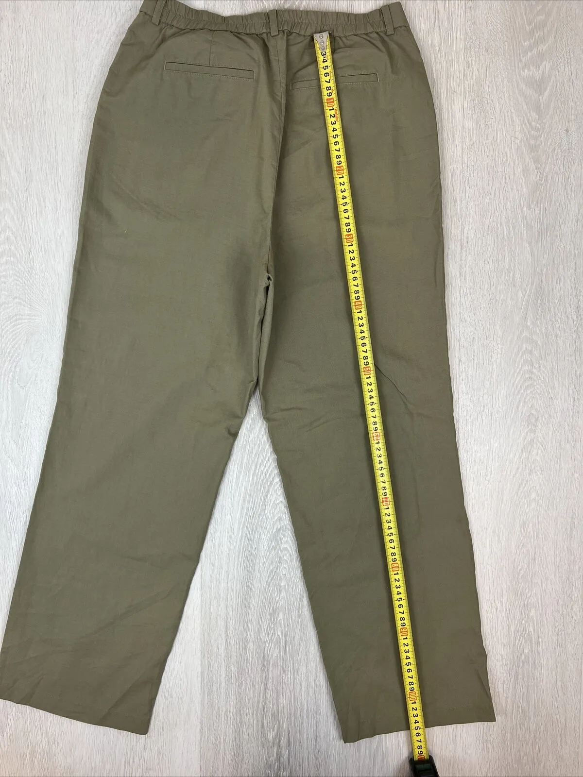 Uniqlo Womens Khaki Relaxed Fit Linen Blend Pants Size Large (NWOT)