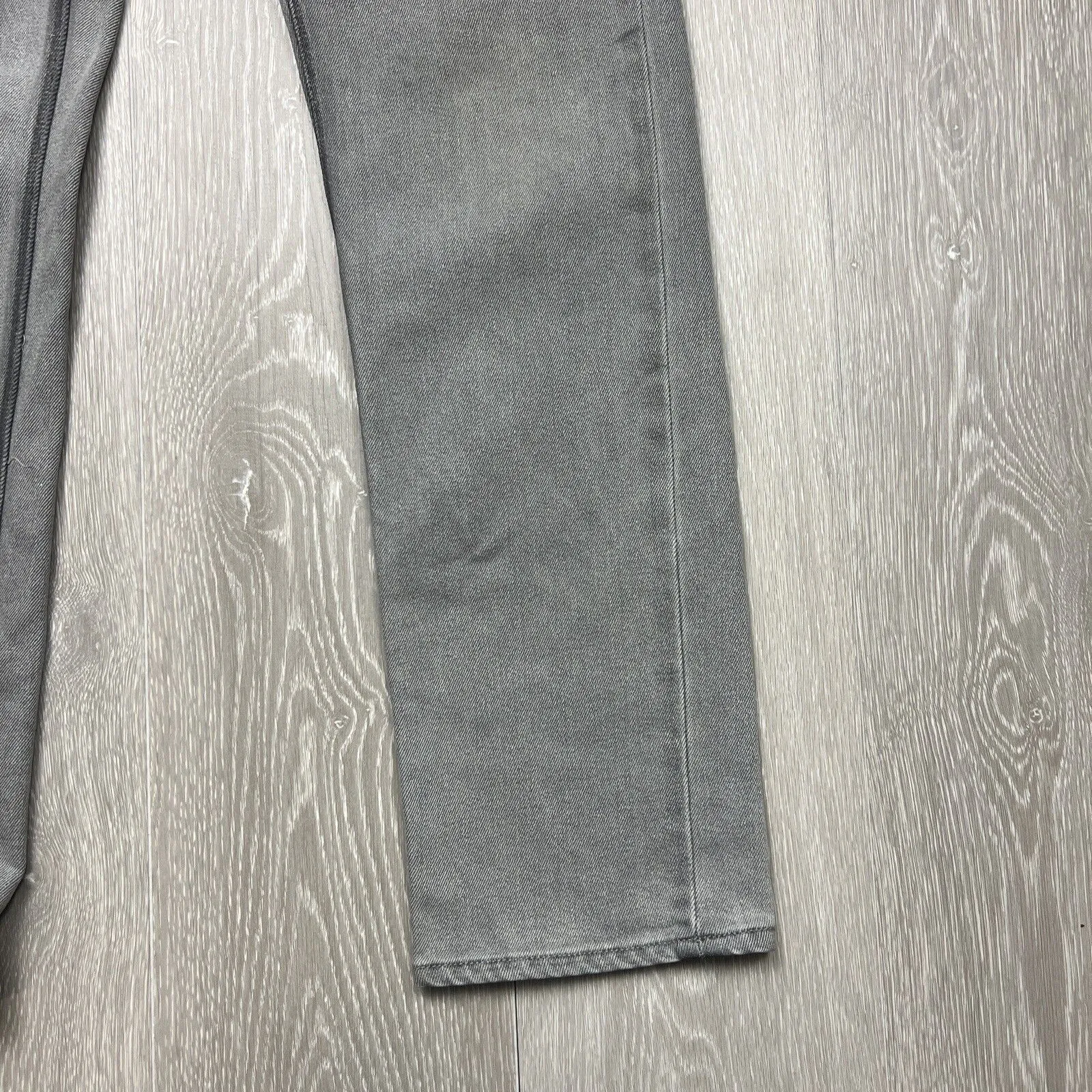 Volcom Brand Jeans Mens Grey Solver Modern Straight Jeans Size 28