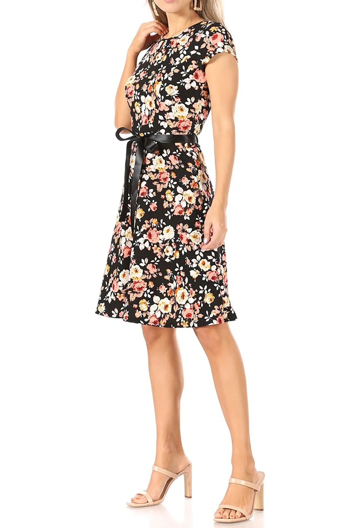 Women's Floral Flared A-Line Swing Casual Party Dresses, Short Sleeve, and Belted.